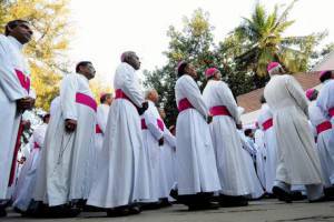 VESCOVI INDIA IN PIAZZA, BASTA ATTACCHI A CRISTIANI