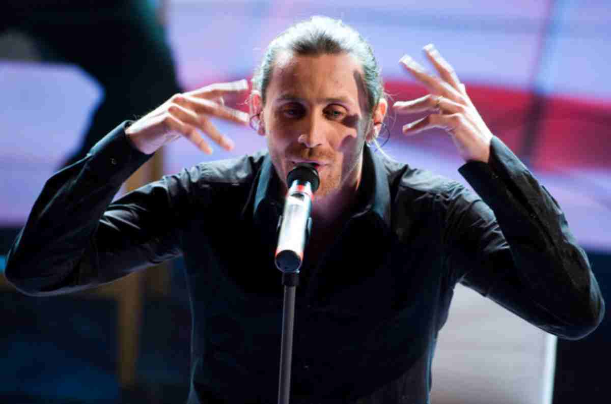Povia come Giacomo Celentano
