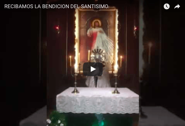 Riceviamo la benedizione del Santissimo Sacramento