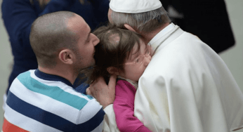 Papa Francesco: sperare è attendere la risurrezione come realtà certa