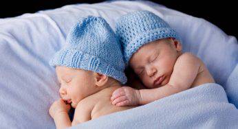Uno dei due gemelli doveva essere soppresso ma i due si tengono per mano