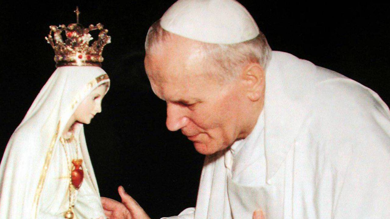 ﻿13 Maggio Madonna di FATIMA La devozione di San GIOVANNI PAOLO II°. Chiesa di Lissone