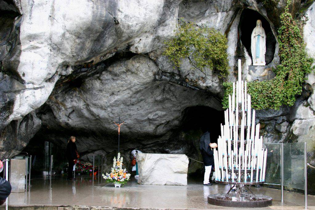 lourdes chiusura piscine