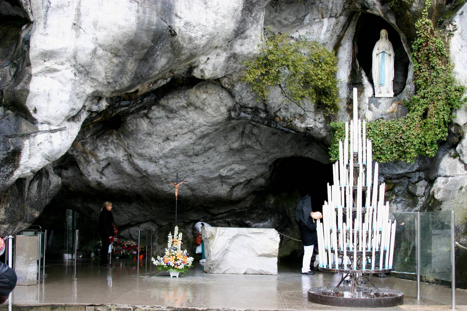 Grotta di Lourdes