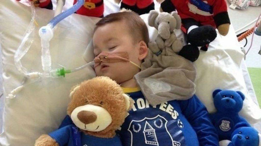 L'Italia concede la cittadinanza ad Alfie Evans