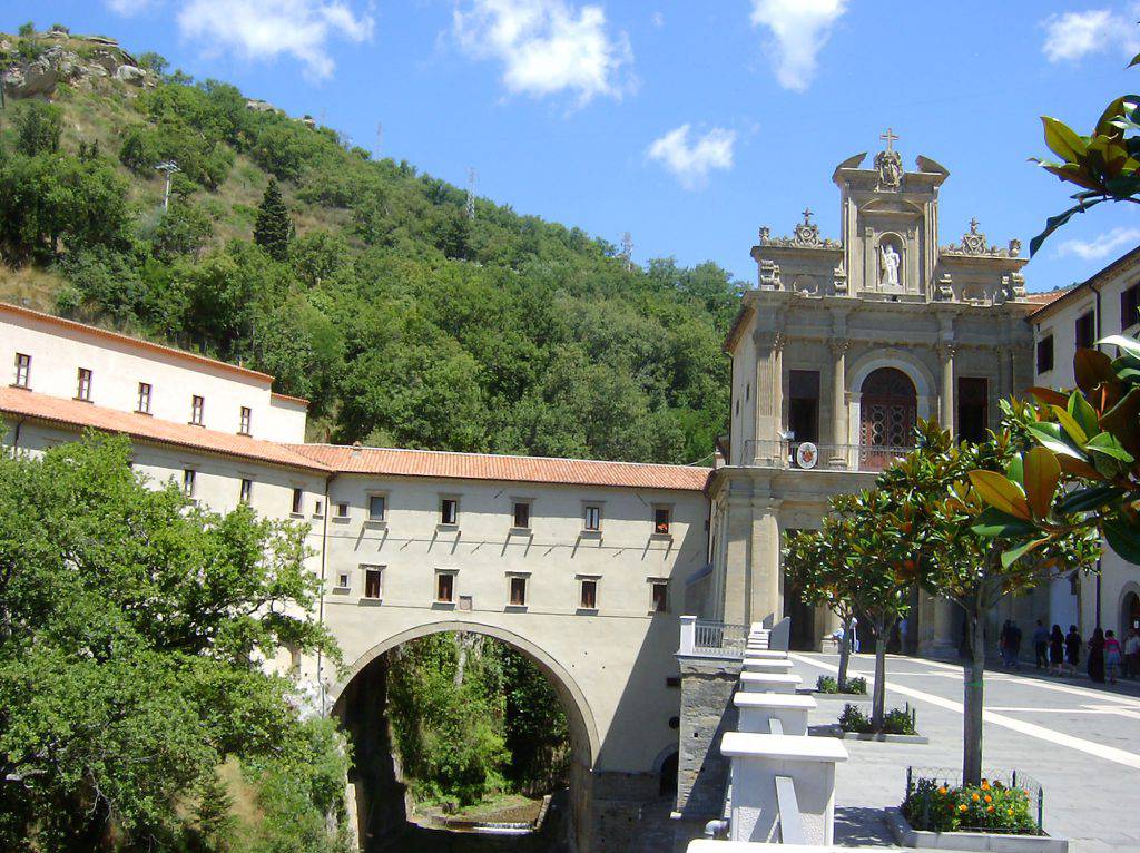 L'acqua di un Santuario italiano ha la stessa struttura di quella di Lourdes