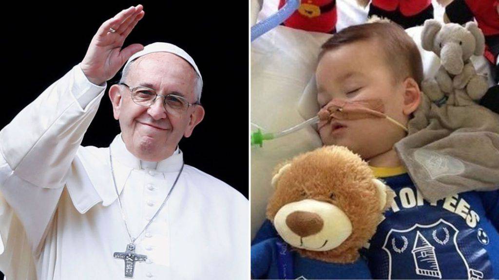 Papa Francesco risponde all'appello del padre di Alfie Evans: "Prego per voi"