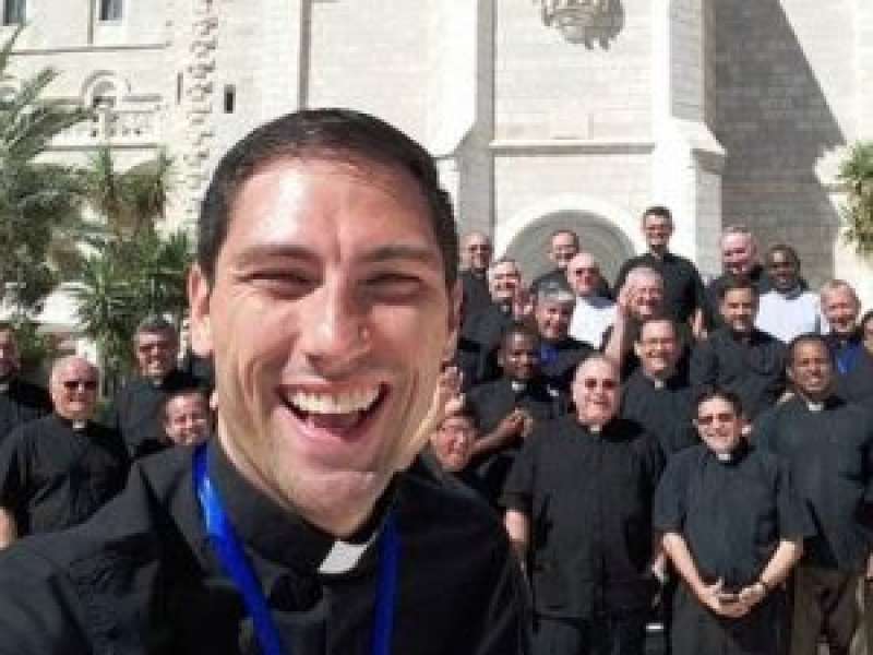 Padre Anthony: "La vita non è breve se vissuta appieno"