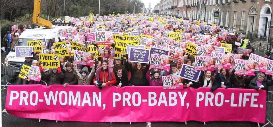 Irlanda, continua la lotta della Chiesa contro la legge sull'aborto