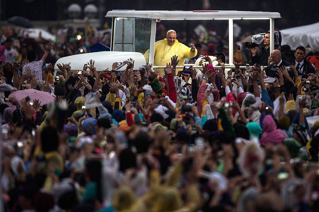 IX Incontro Mondiale delle Famiglie, il papa concede l'indulgenza plenaria