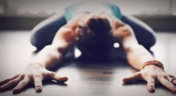 Troppo stress in parlamento? Facciamo yoga