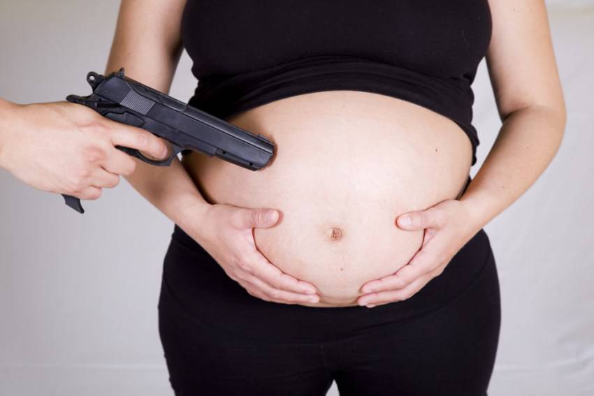 aborto e come chiamare un sicario