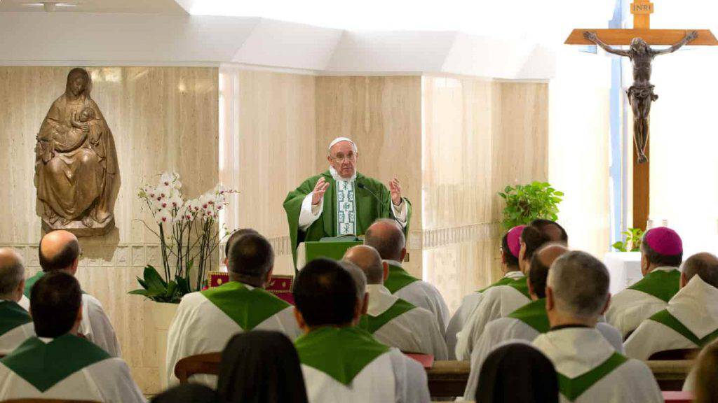 Papa Francesco chiede ai fedeli di pensare alla fine