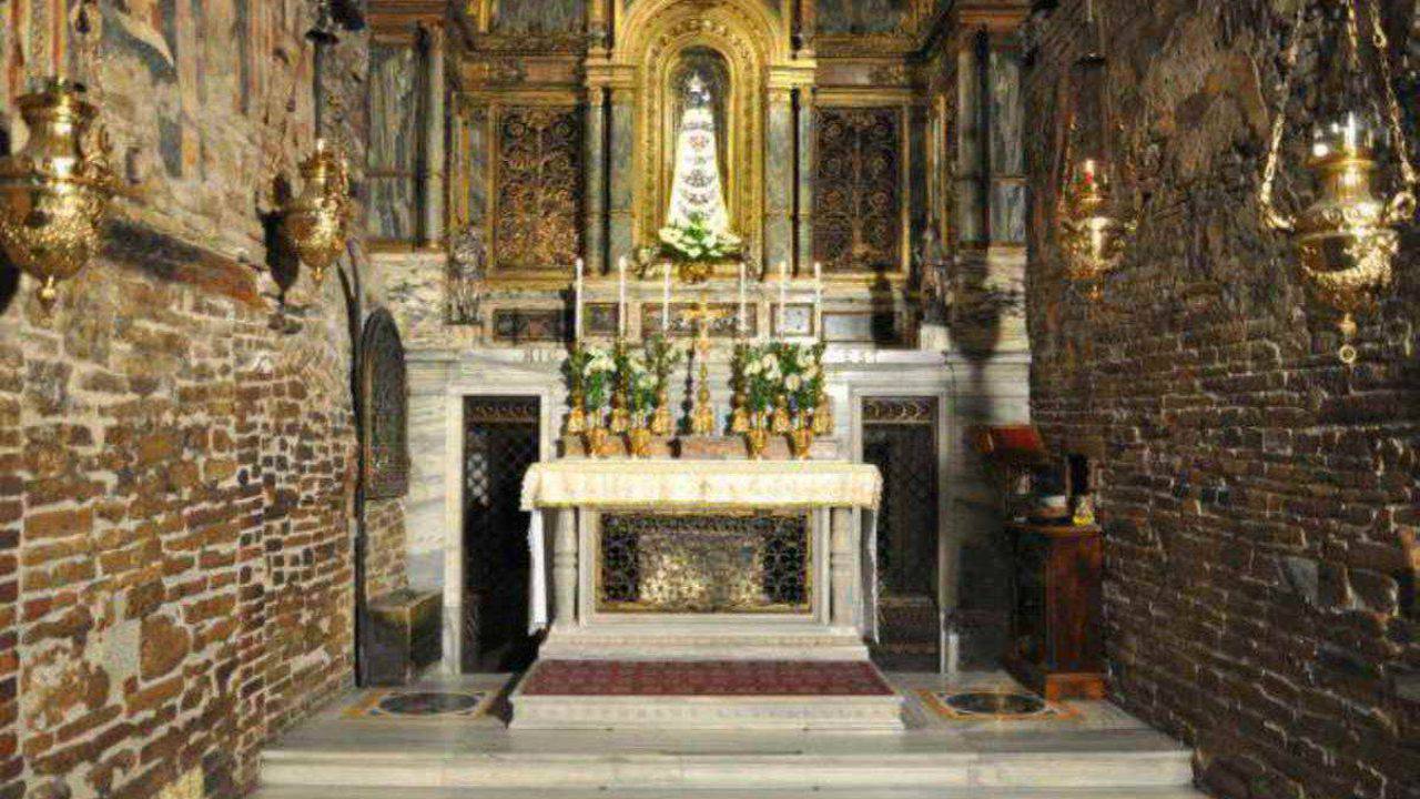 Supplica Alla Madonna Di Loreto Da Recitare Oggi Alle 12 00