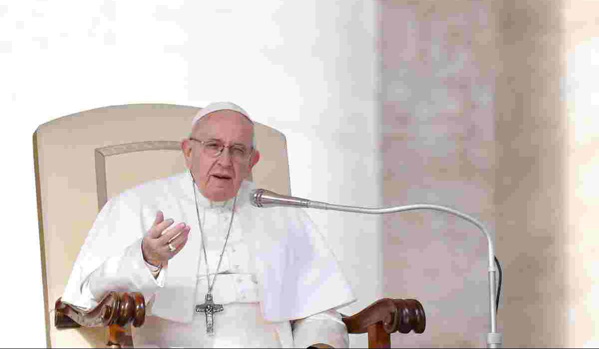 udienza papa francesco luce di cristo