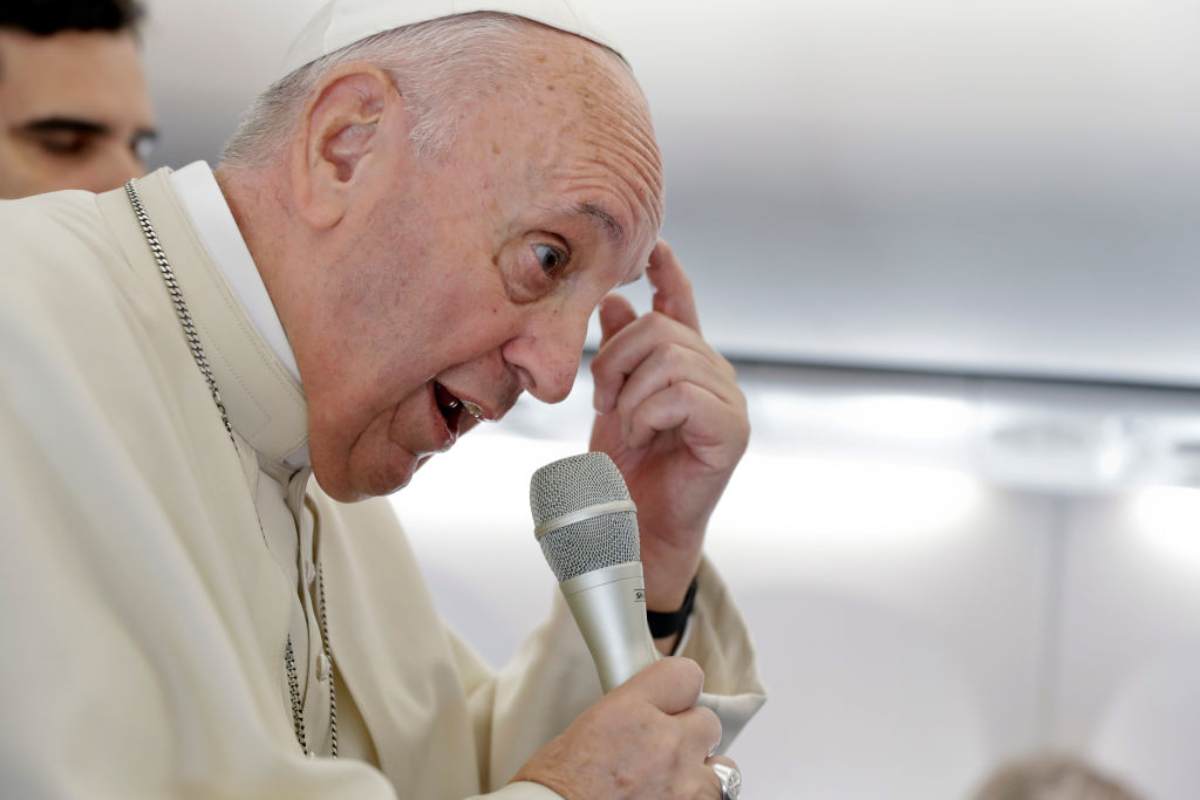 Papa Francesco: "Si è cristiani per servire"
