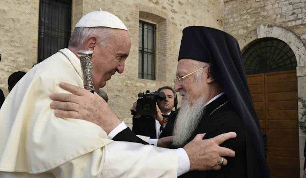 Papa Francesco ossa San Pietro