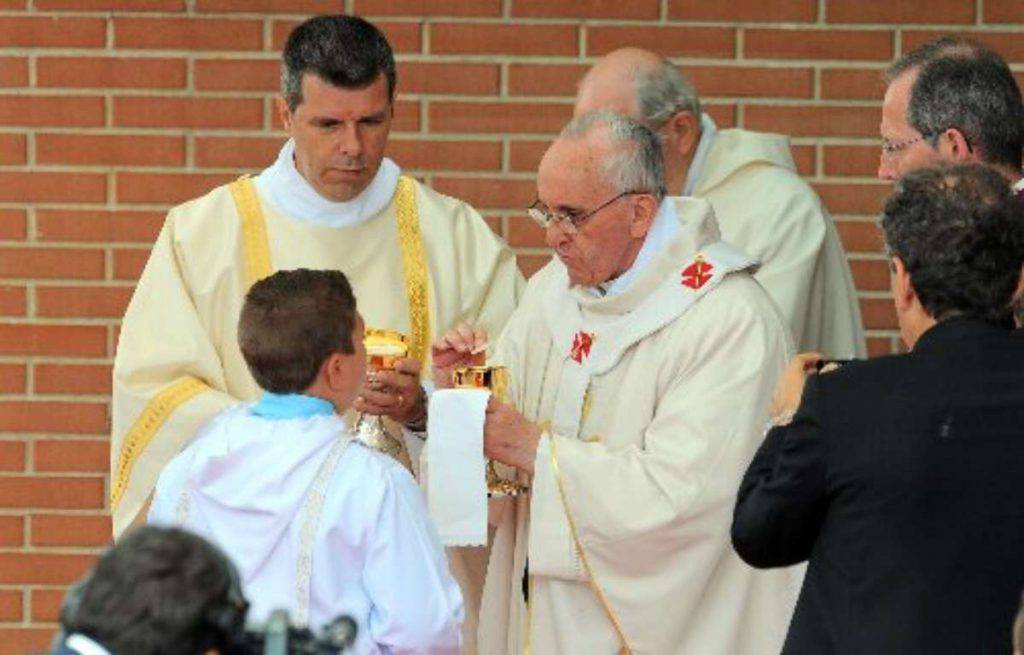 San Pio X permise ai bambini di ricevere l'Eucarestia