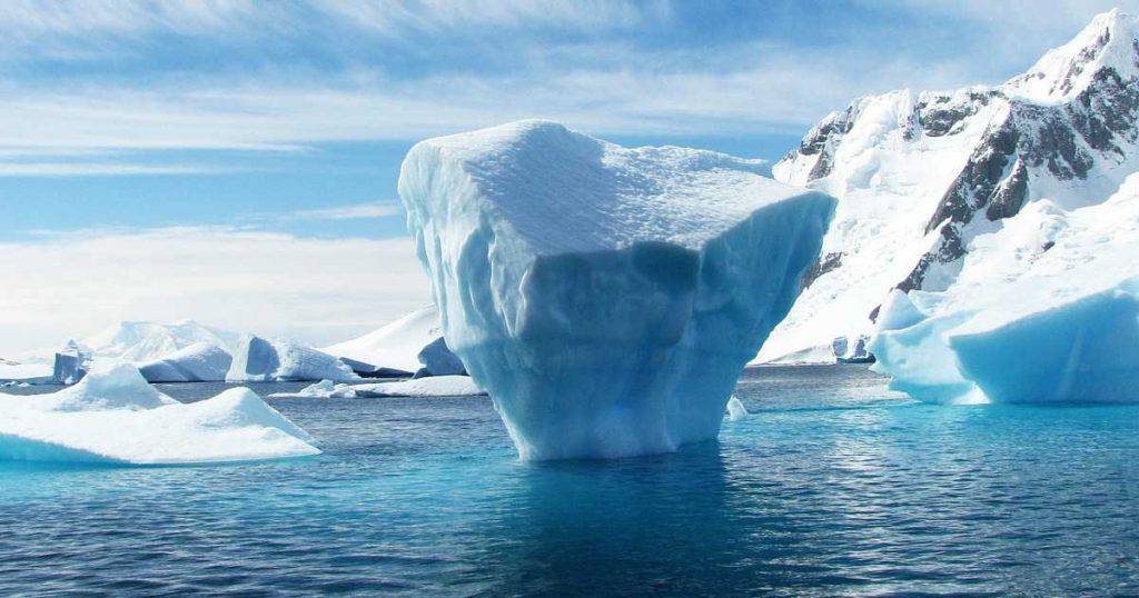 il caldo record scioglie i ghiacciai, cosa significa?