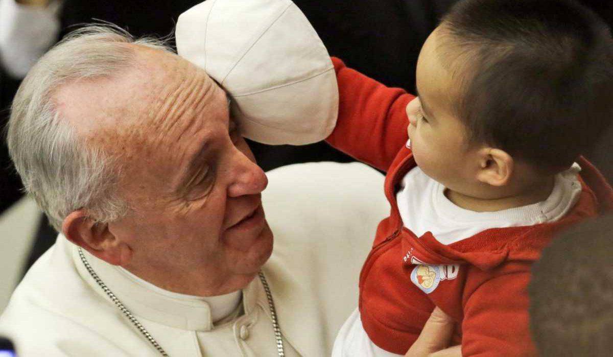 papa francesco bambini