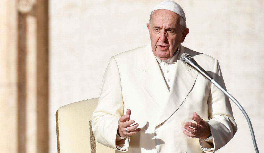 papa francesco ipocrisia