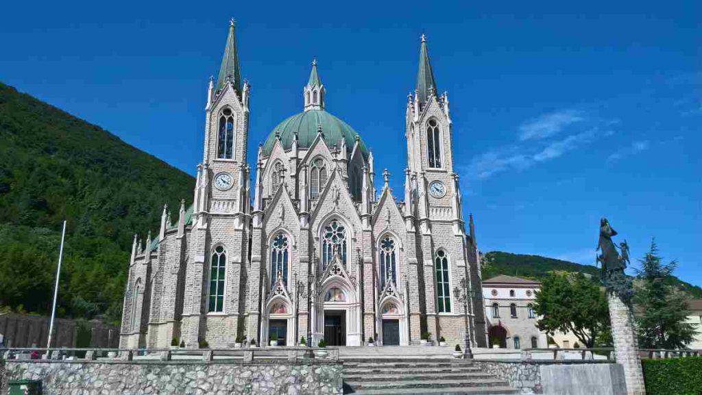 Santuario Castelpetroso