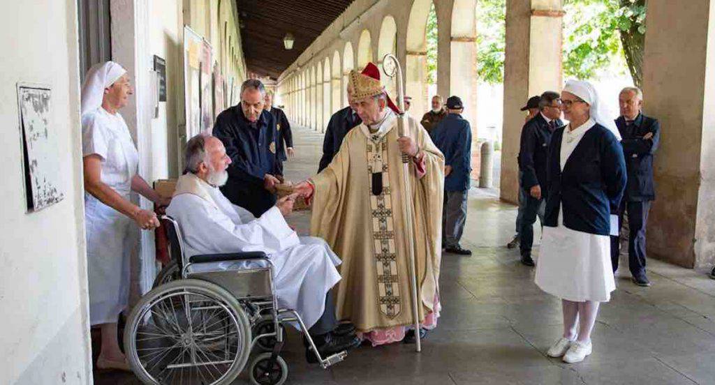 Visita sacerdoti malati