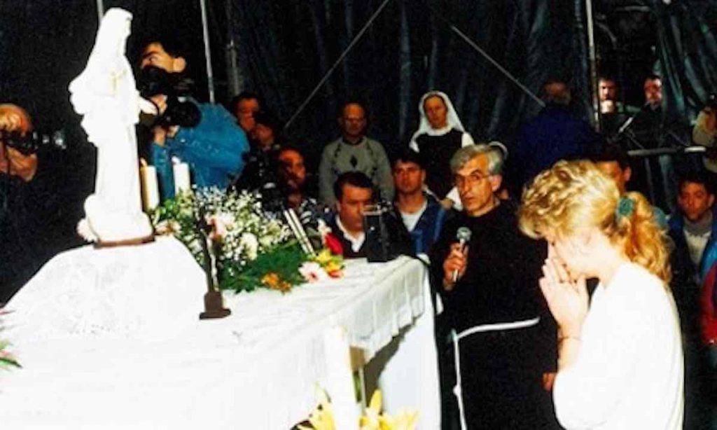 Medjugorje - Mirjana con Padre Slavko