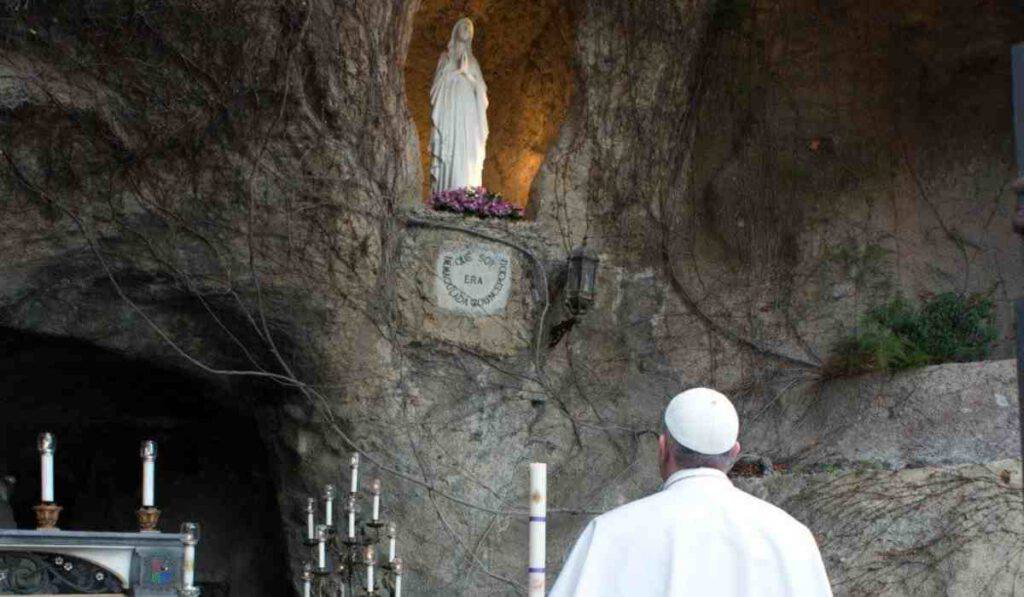 Papa Francesco rosario pandemia