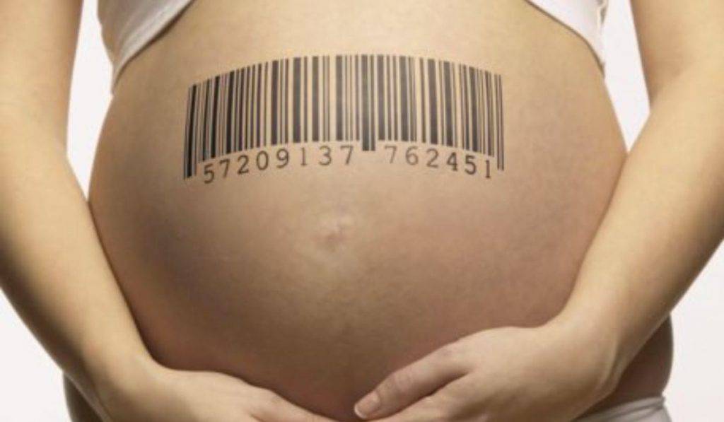 L'utero in affitto è reato ma sul web è incontrollato