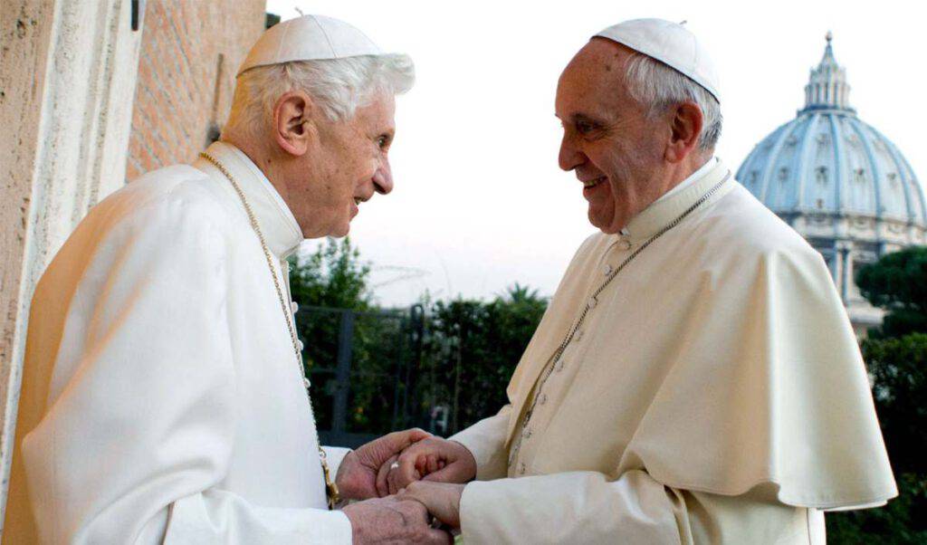 Papa Francesco e Benedetto XVI chiesa