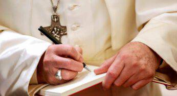 Papa Francesco: “Basta inchini della Vergine davanti alle case dei boss”