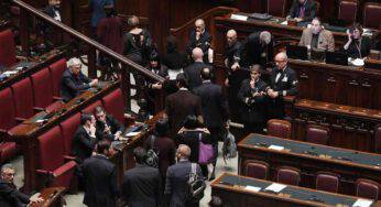 Costituzione: proposto un DDL che vuol portare all’ateismo di Stato