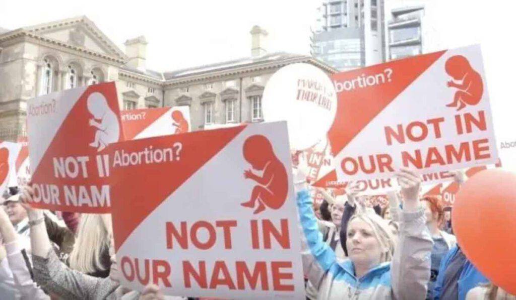Irlanda, la terribile piaga dell'aborto