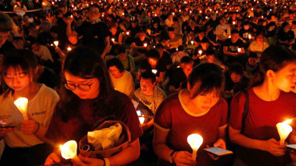 hong kong manifestazioni piazza