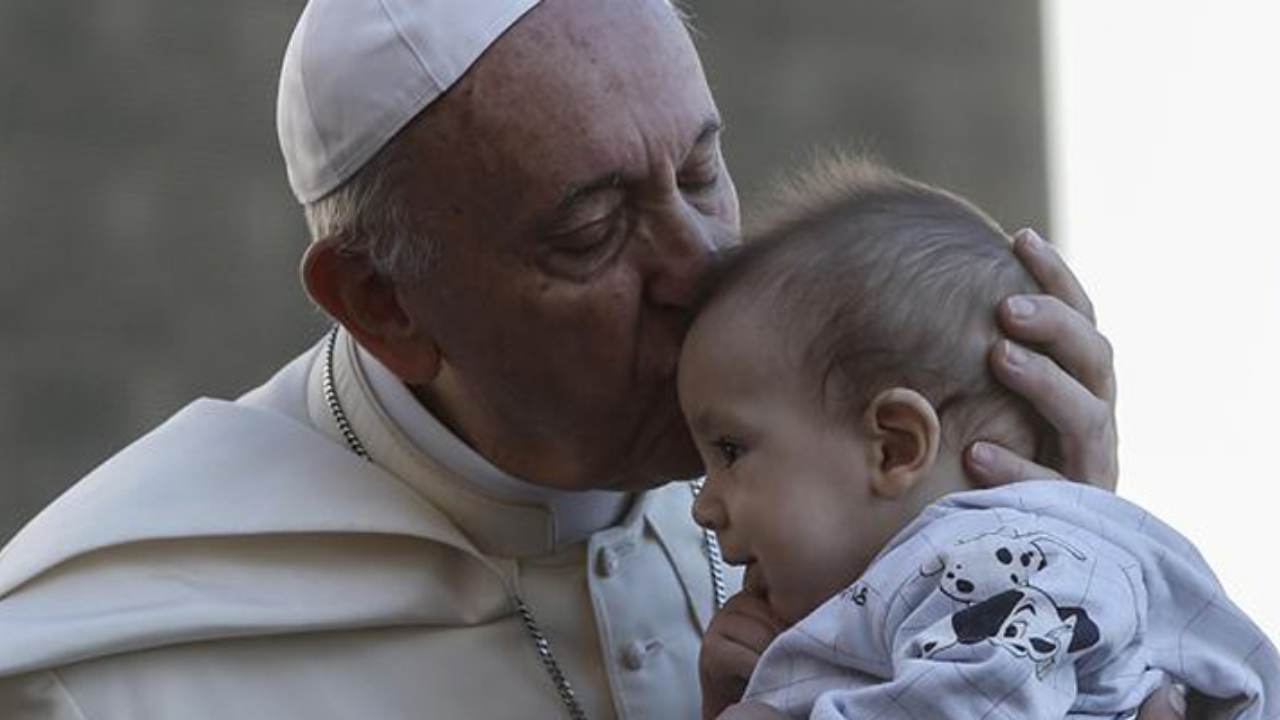 papa francesco bambini