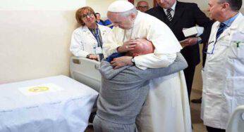 Papa Francesco: “La malattia svela la nostra dipendenza da Dio”
