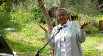 Suor Aziza eroe del nostro tempo: da infermiera ad Angelo del sorriso