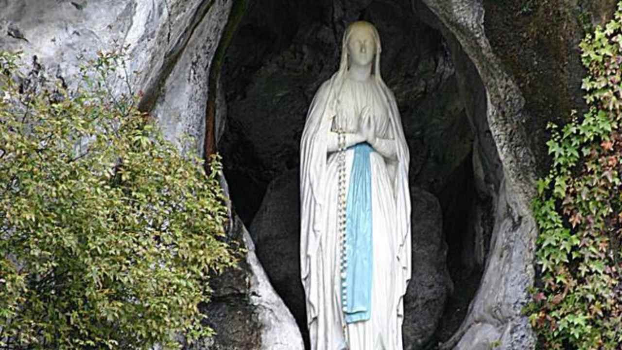 Preghiera Madonna di Lourdes