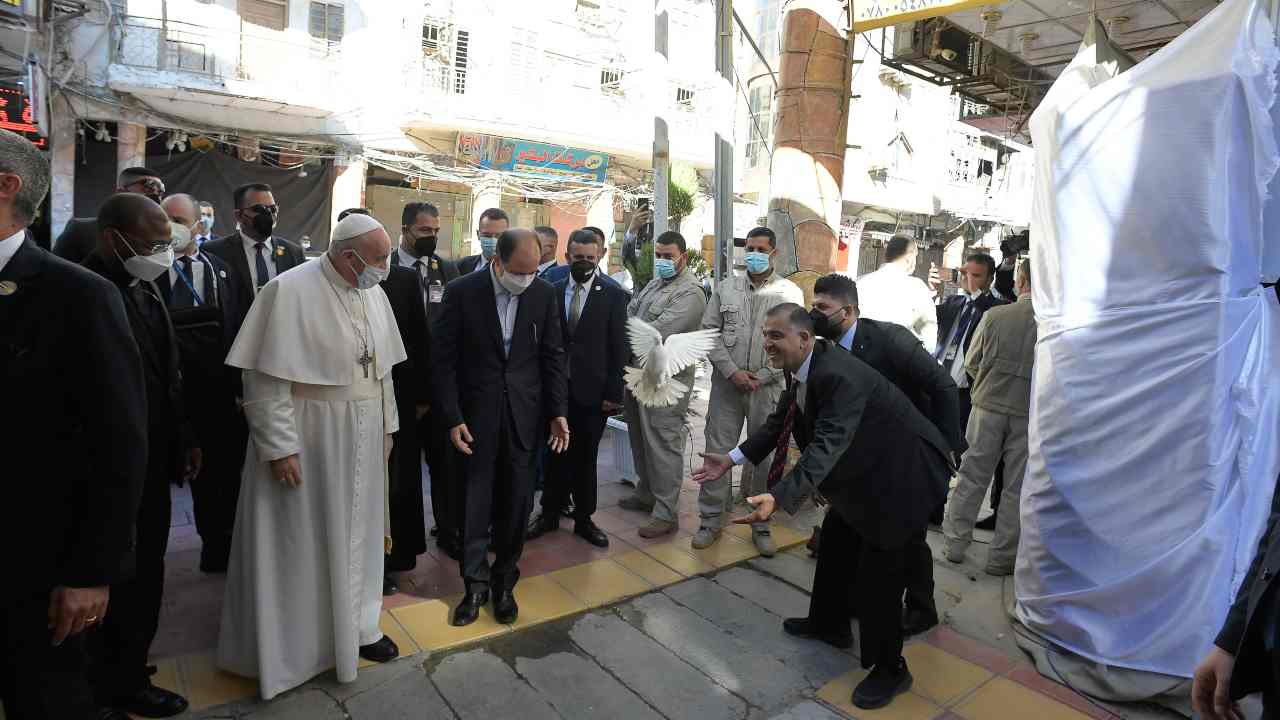 Visita Papa Francesco all'Ayatollah Sayyd Ali Al-Husayni Al-Sistani, leader della comunità sciita irachena
