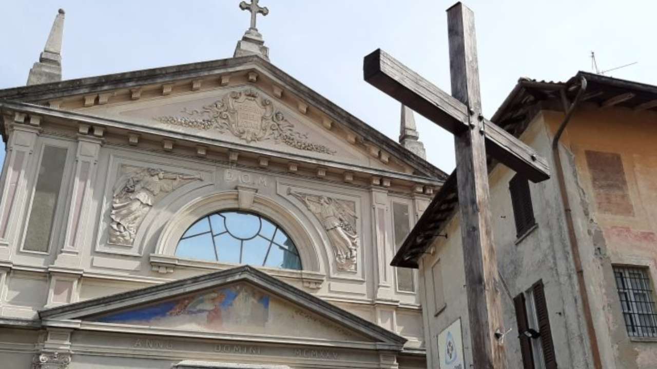 Santuario della SS.Trinità Misericordia in Maccio, Villa Guardia