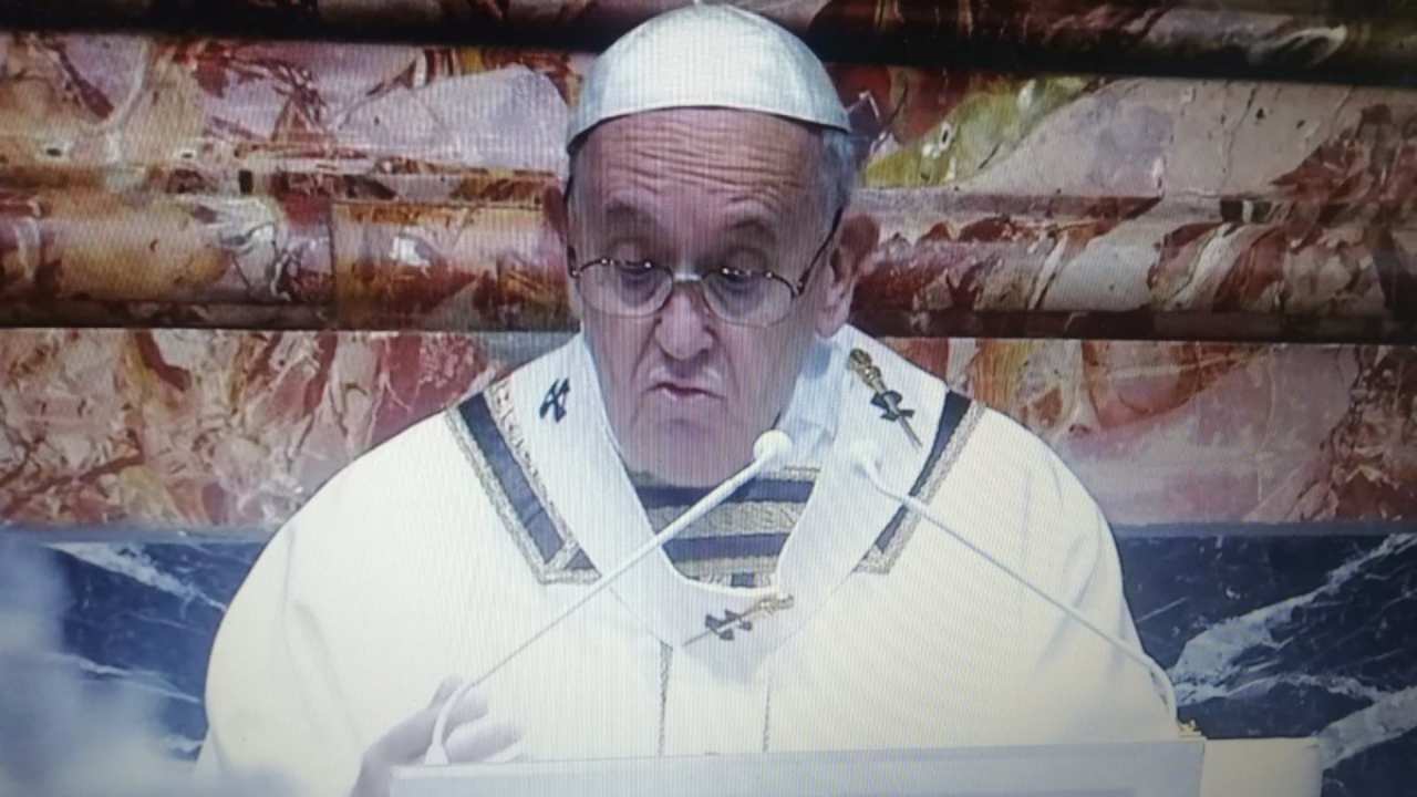 Papa Francesco messa crismale