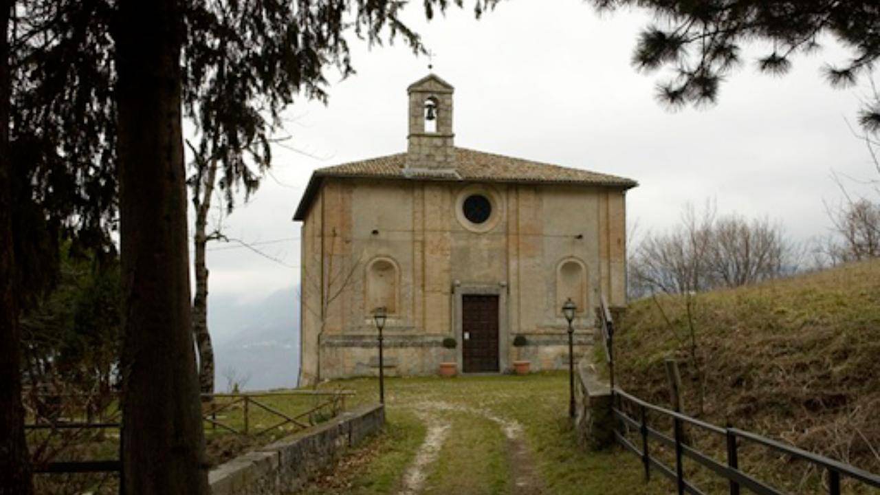 Santuario di "Santa Maria apparì"