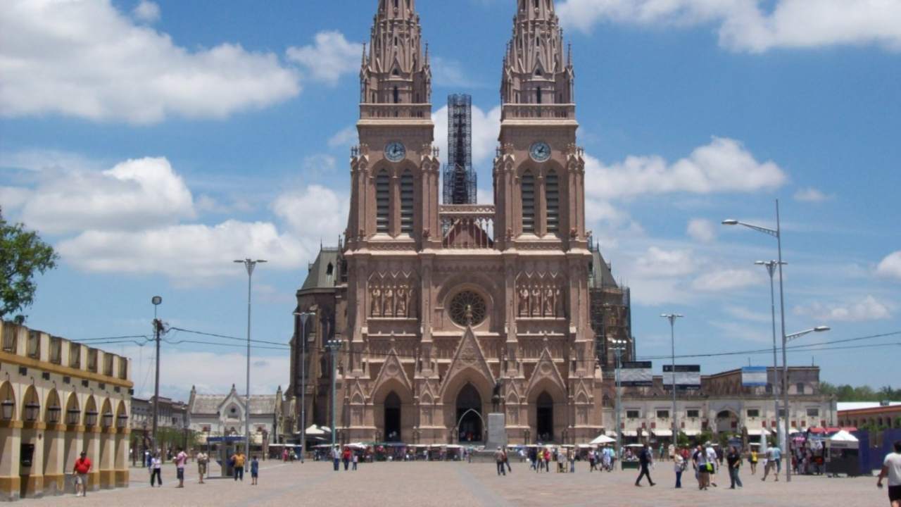 Santuario nostra signora di lujan in Argentina