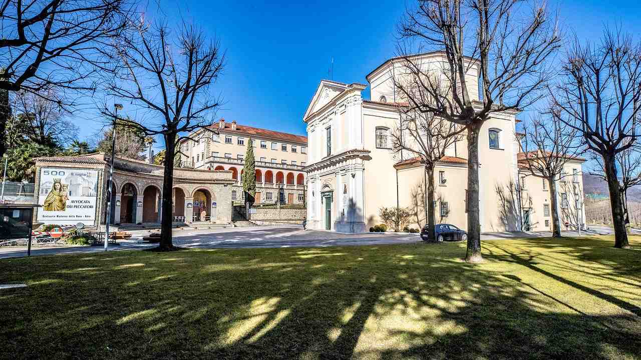 Santuario Madonna della Neve di Adro