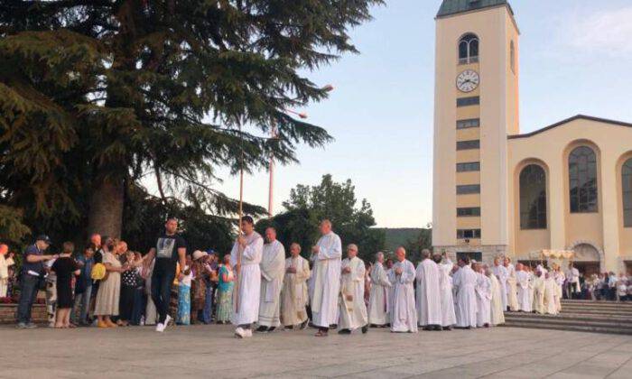 Medjugorje, Corpus Domini: perché si celebra il giovedì?