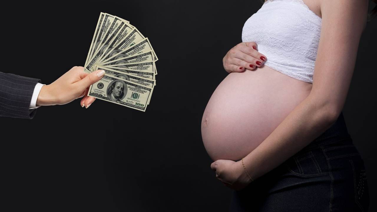Utero in affitto maternità surrogata