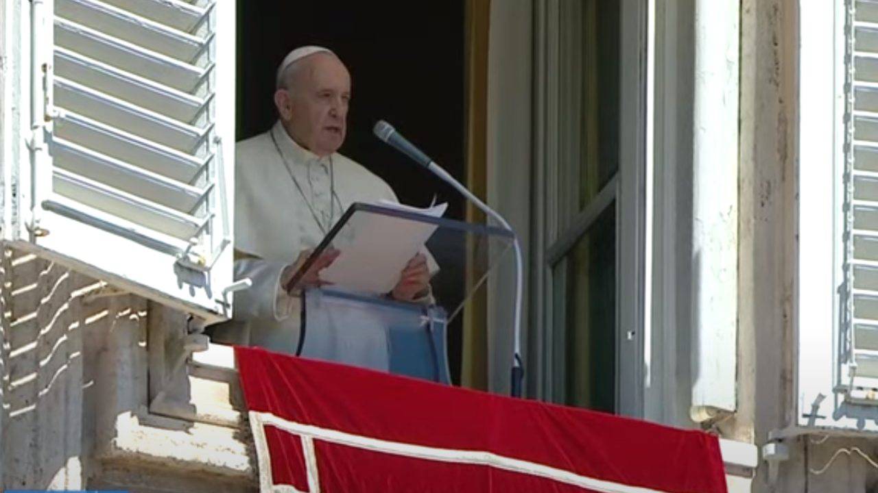 papa piazza san pietro