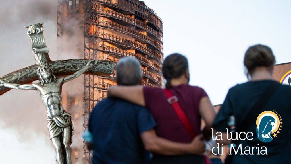 crocifisso incendio milano