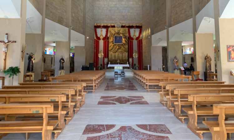 Interno della Basilica Maria Madre della Consolazione di Reggio Calabria